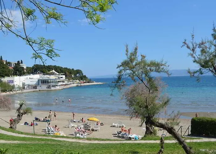 Hotel Ivo 2*